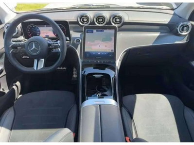 Mercedes-Benz GLC SUV 220 d AMG Line Premium Plus 4matic auto (7)