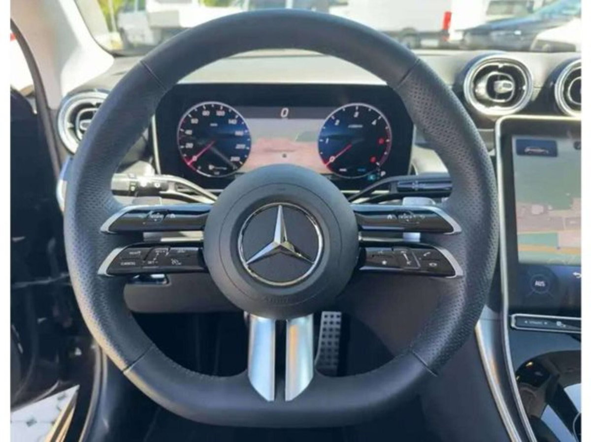 Mercedes-Benz GLC SUV 220 d AMG Line Premium Plus 4matic auto (8)
