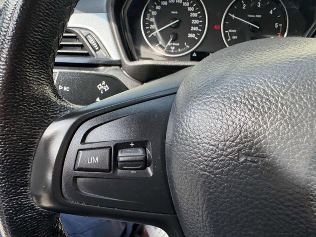 BMW X1 sDrive16d Sport (16)
