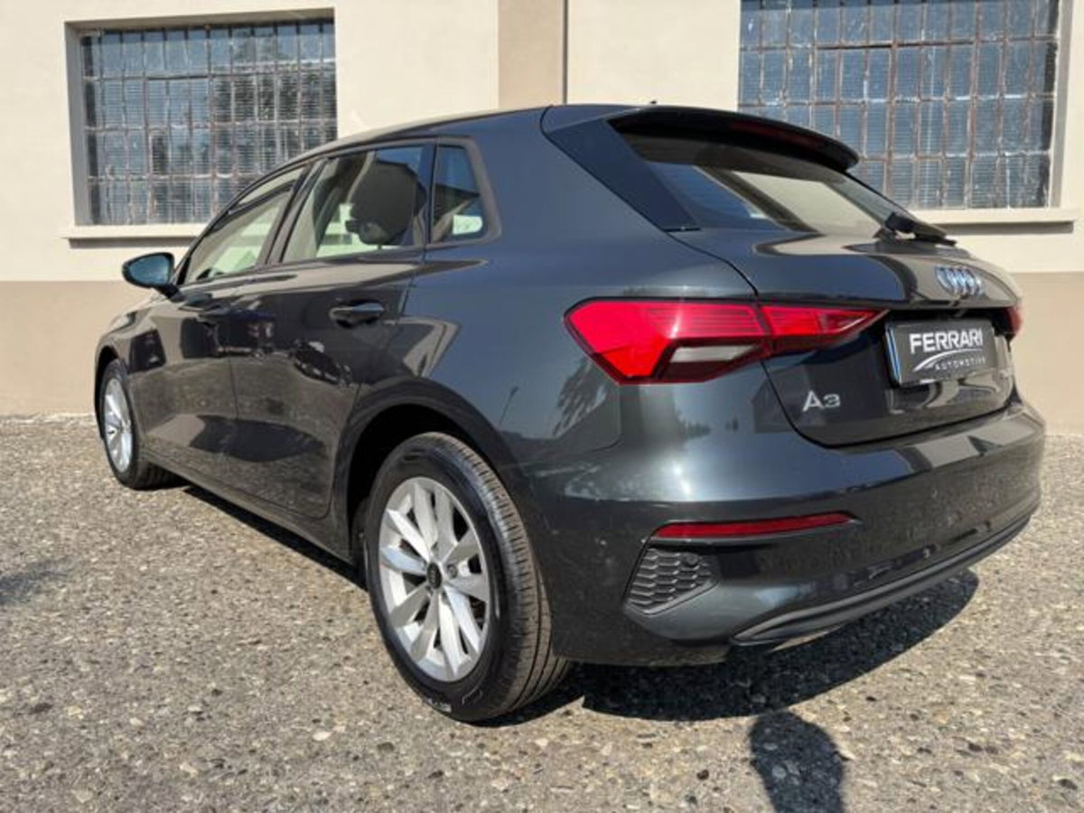 Audi A3 Sportback 30 TFSI Business (4)