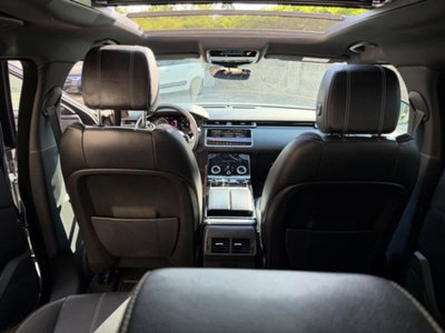 Land Rover Range Rover Velar 2.0D I4 240 CV R-Dynamic S (17)