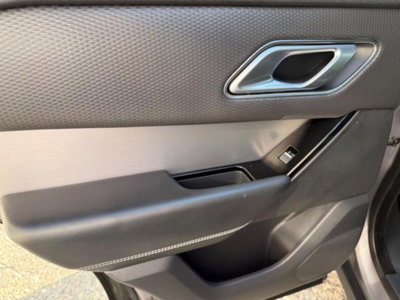 Land Rover Range Rover Velar 2.0D I4 240 CV R-Dynamic S (9)