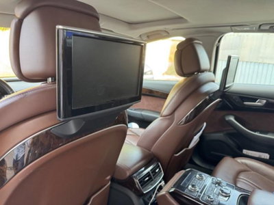 Audi A8 4.0 TFSI quattro tiptronic (12)