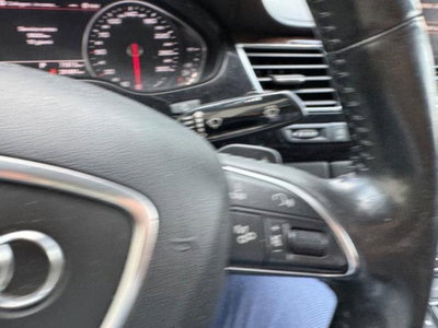 Audi A8 4.0 TFSI quattro tiptronic (15)