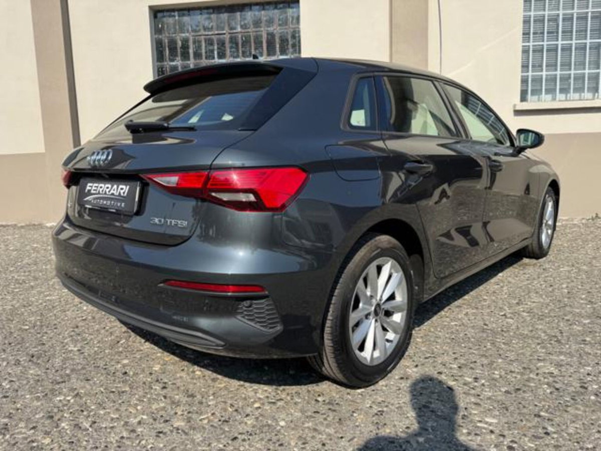 Audi A3 Sportback 30 TFSI Business (6)