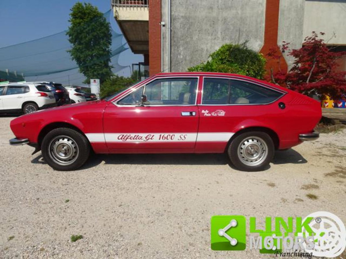 Alfa Romeo Alfetta Alfetta GT 1.6 (2)