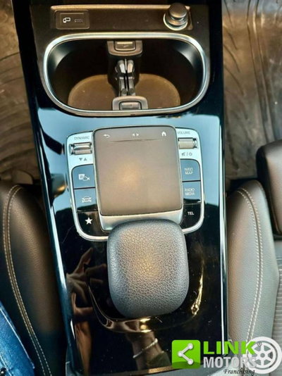 Mercedes-Benz Classe A Sedan 180 d 4p. Sport (14)