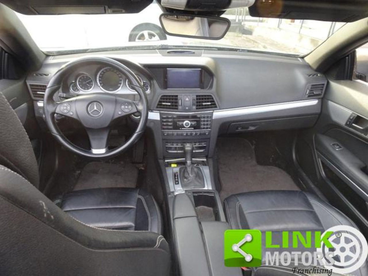 Mercedes-Benz Classe E Cabrio 350 CDI Cabrio BlueEFFICIENCY Avantgarde (13)