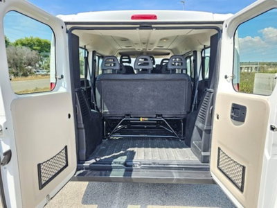 Peugeot Boxer Furgone 330 2.0 BlueHDi/110CV FAP PC-TN Combi Comfort (7)