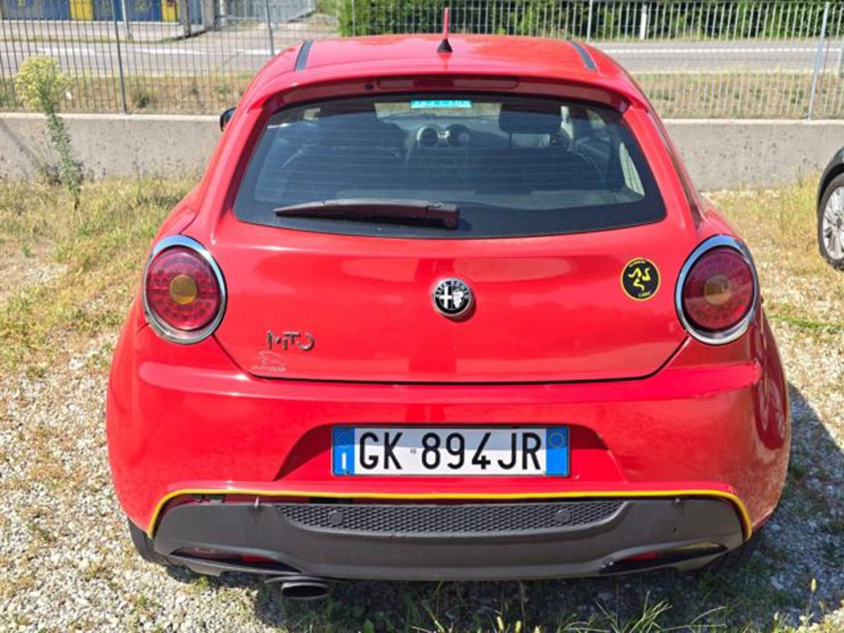 Alfa Romeo MiTo 1.6 JTDm 16V Distinctive (4)