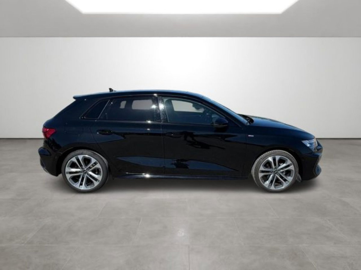 Audi A3 Sportback 35 TDI S tronic S line edition (8)