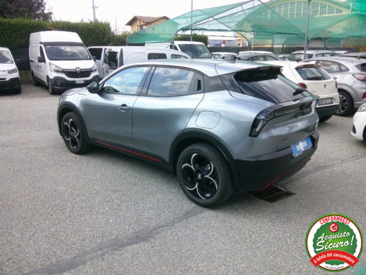 Alfa Romeo Junior 1.2 ibrida Sport Speciale 145cv edct6 (3)