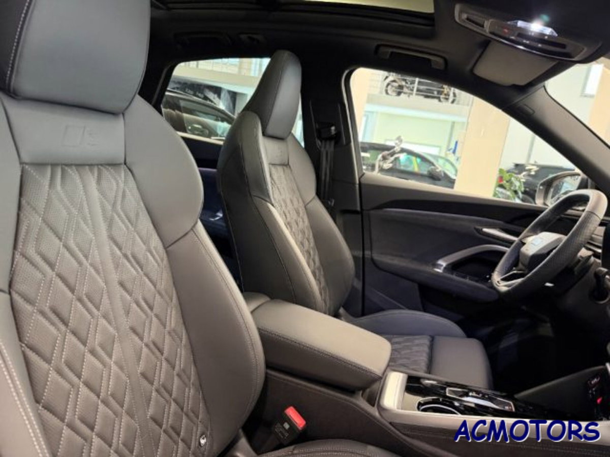 Audi SQ5 Sportback 3.0 tfsi mhev+ Sport Attitude quattro 367cv s-tronic (14)
