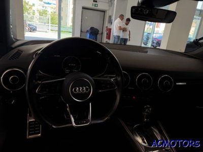 Audi TTS Coupé 2.0 TFSI 310 CV quattro (10)