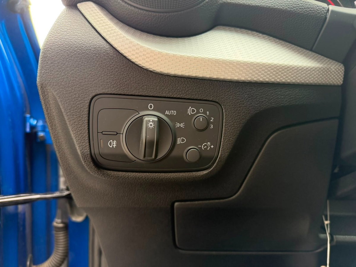 Audi Q2 Q2 30 TDI S tronic S line Edition (11)