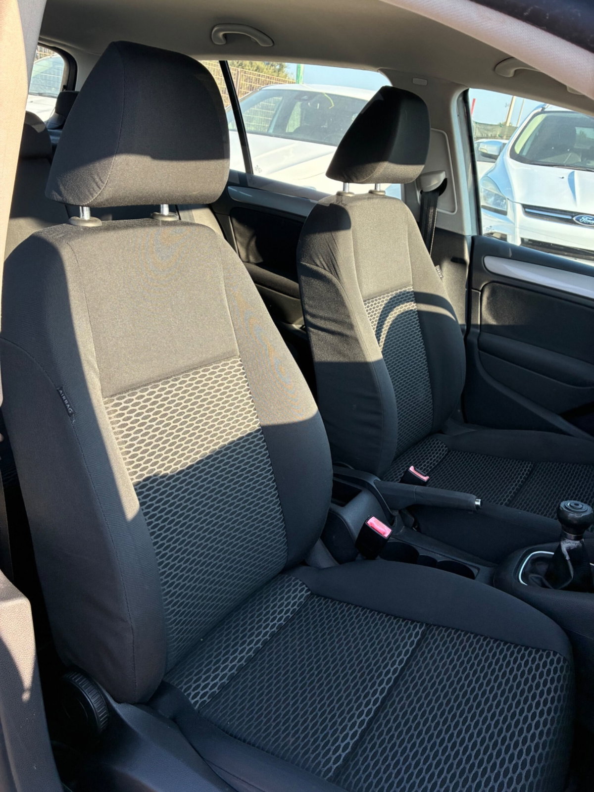 Volkswagen Golf 1.6 TDI DPF 3p. Highline (17)