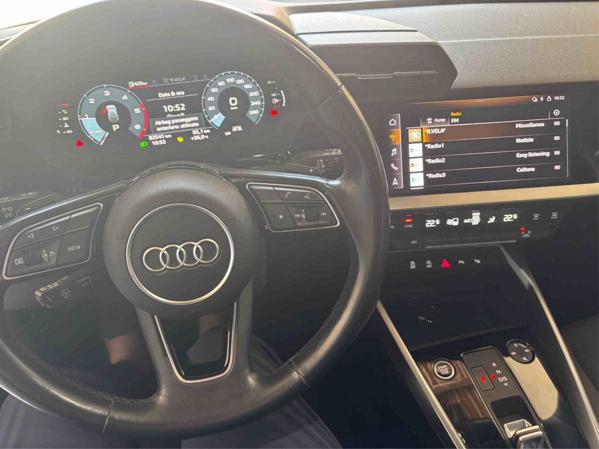 Audi A3 Sportback 35 TDI S tronic Business (2)