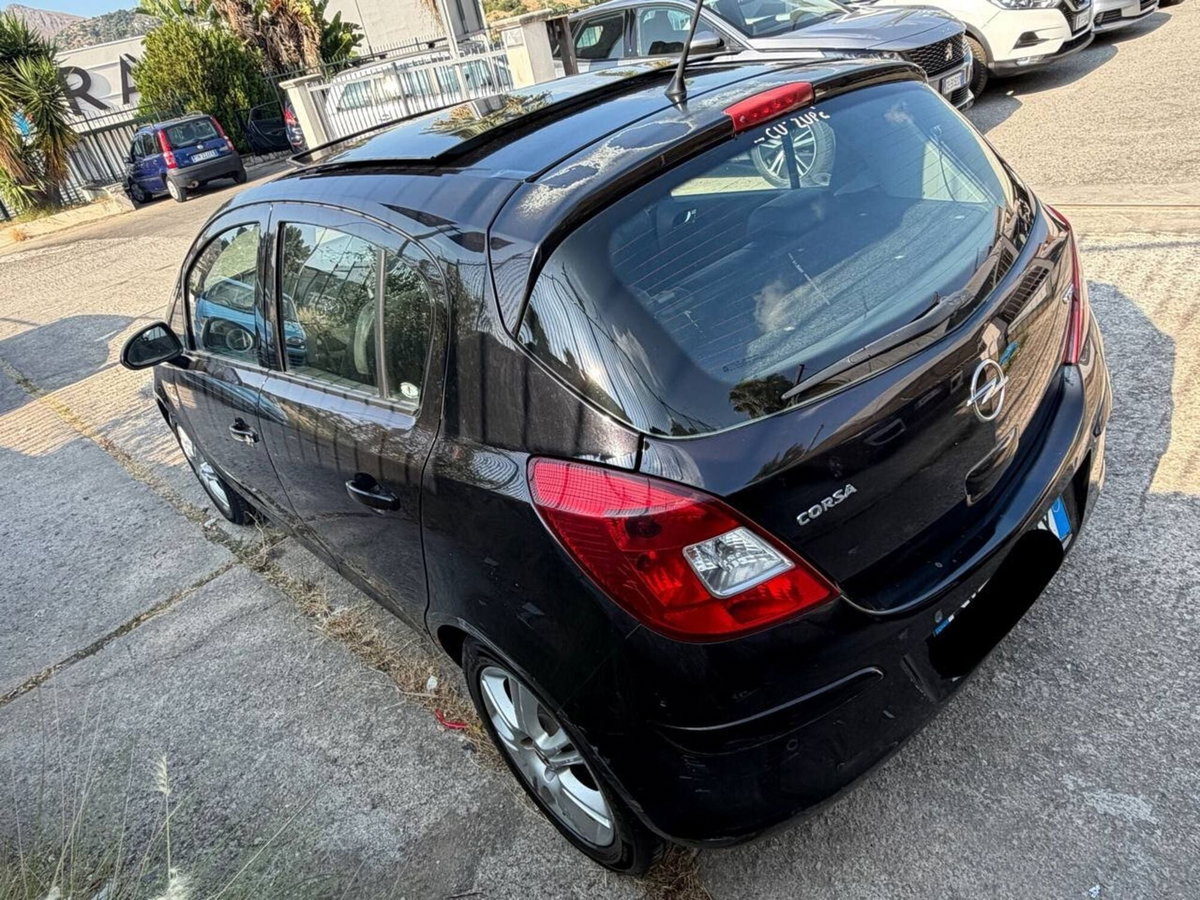 Opel Corsa 1.3 CDTI 90CV 5 porte Cosmo (6)