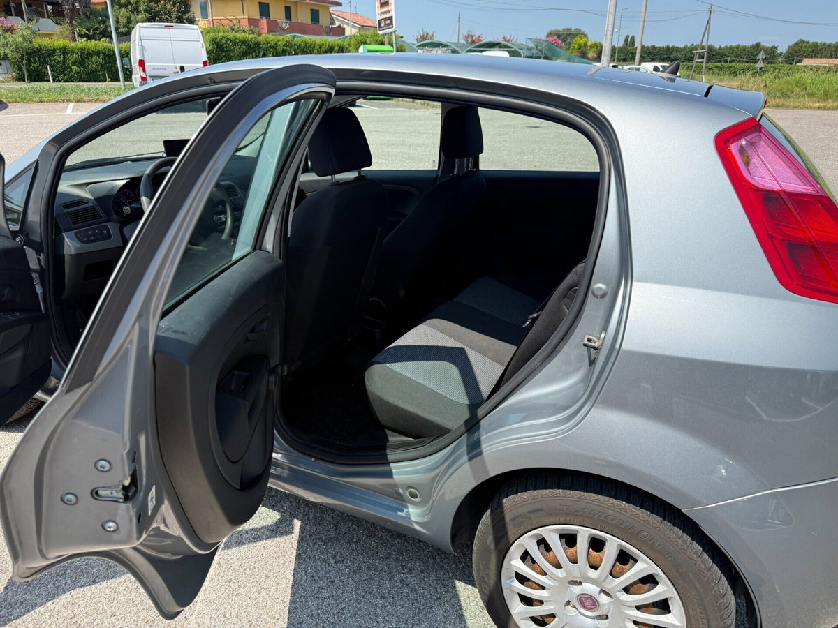 Fiat Punto 1.2 8V 5 porte Easy (10)