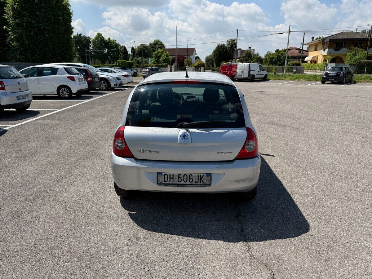 Renault Clio 1.2 16V 3 porte Dynamique (5)