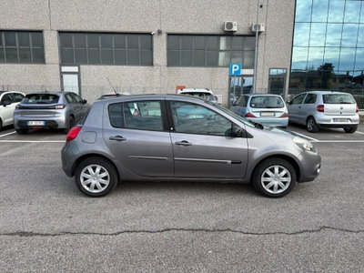 Renault Clio 1.2 16V 5 porte Luxe (3)