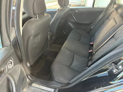 Mercedes-Benz Classe C Station Wagon 200 CDI cat Classic (12)