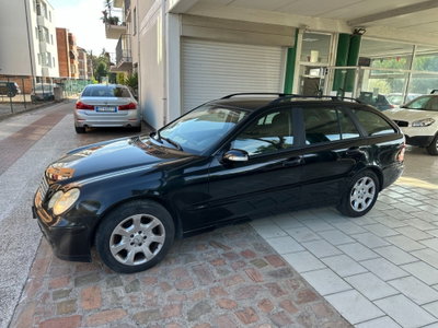 Mercedes-Benz Classe C Station Wagon 200 CDI cat Classic (19)