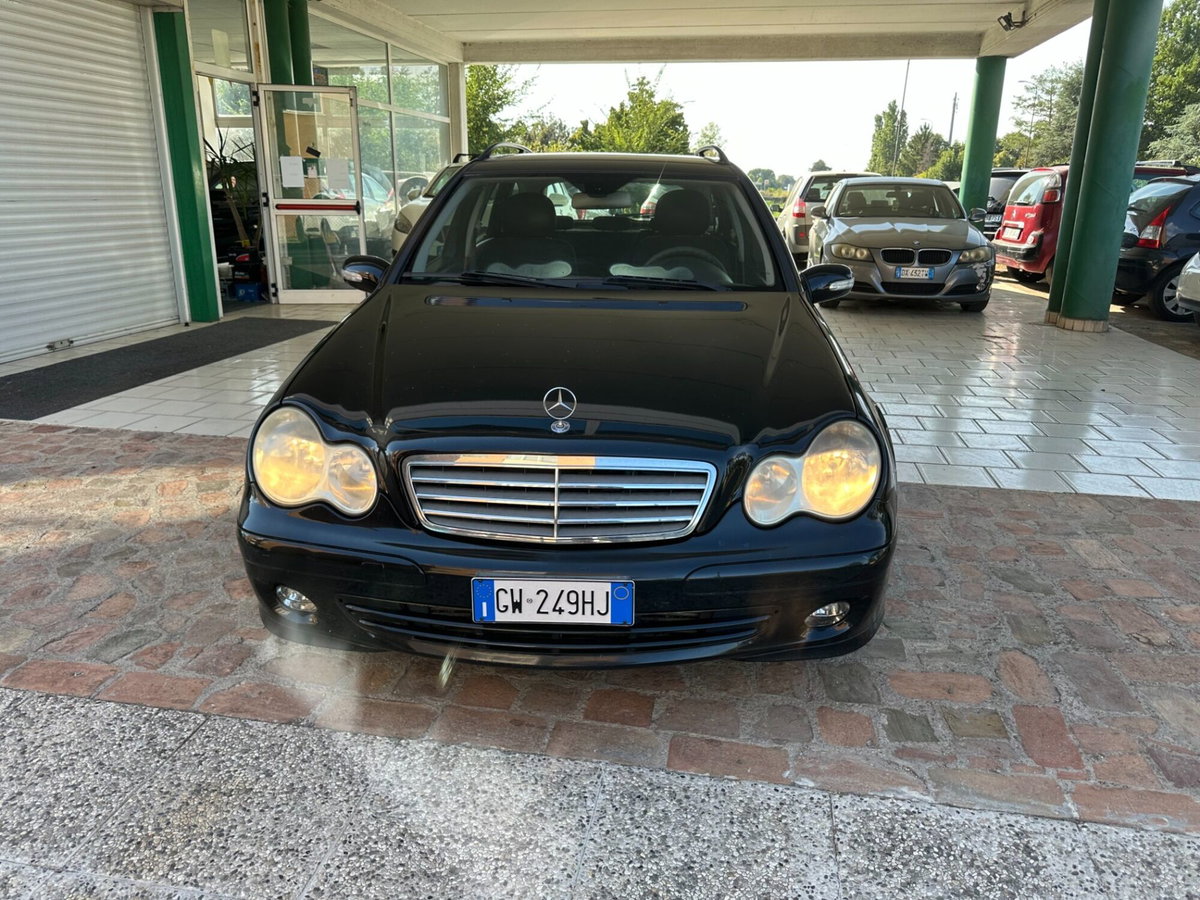 Mercedes-Benz Classe C Station Wagon 200 CDI cat Classic (2)