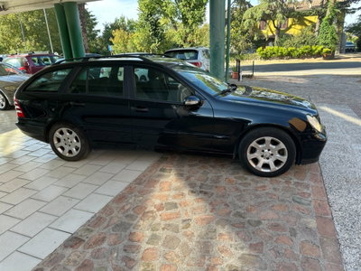 Mercedes-Benz Classe C Station Wagon 200 CDI cat Classic (4)