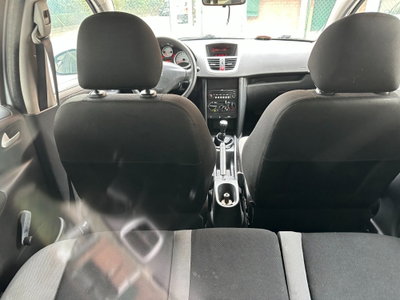 Peugeot 207 8V 75CV 5p. X Line ECO GPL (10)