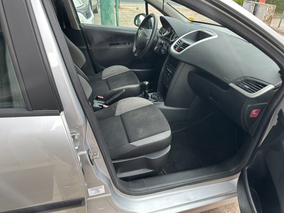 Peugeot 207 8V 75CV 5p. X Line ECO GPL (5)