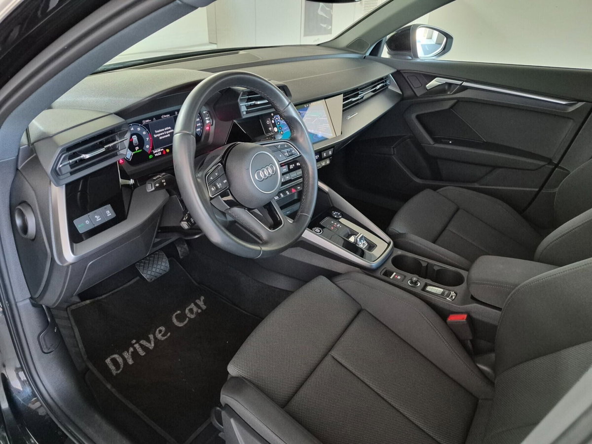 Audi A3 Sportback 35 TFSI S tronic Business Advanced (11)