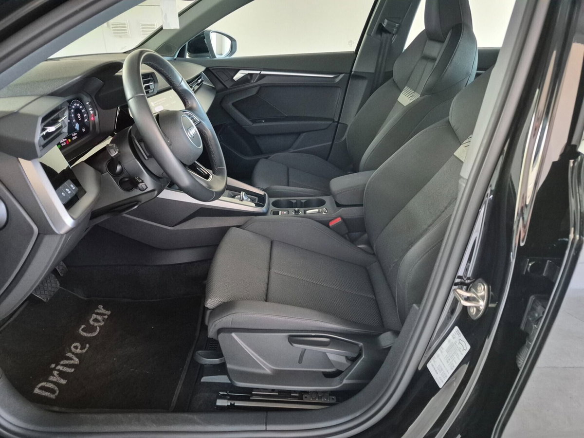 Audi A3 Sportback 35 TFSI S tronic Business Advanced (12)
