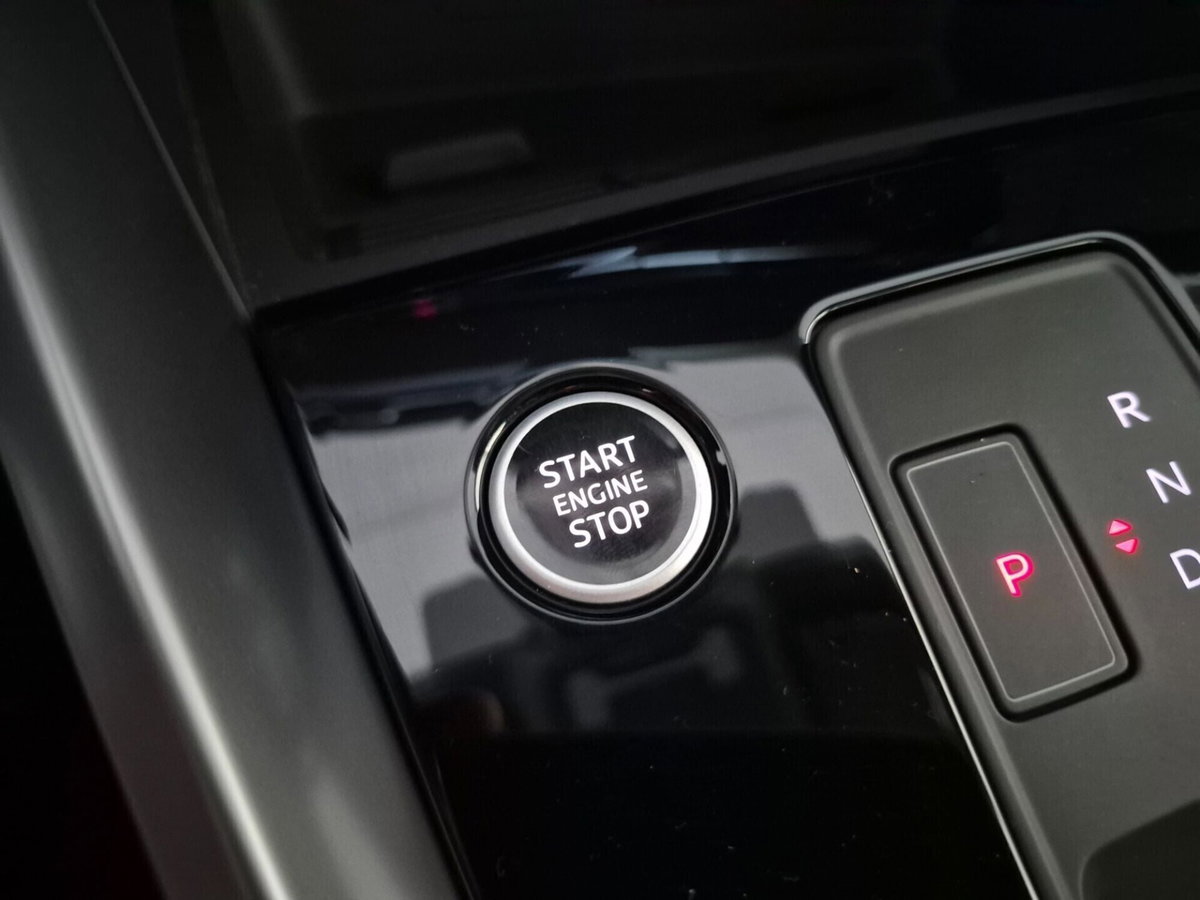 Audi A3 Sportback 35 TFSI S tronic Business Advanced (16)