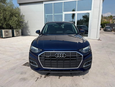 Audi Q5 40 TDI 204 CV quattro S tronic Business (2)