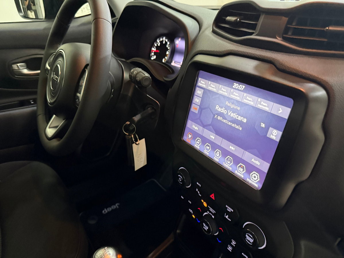 Jeep Renegade 1.6 Mjt 130 CV Limited (16)