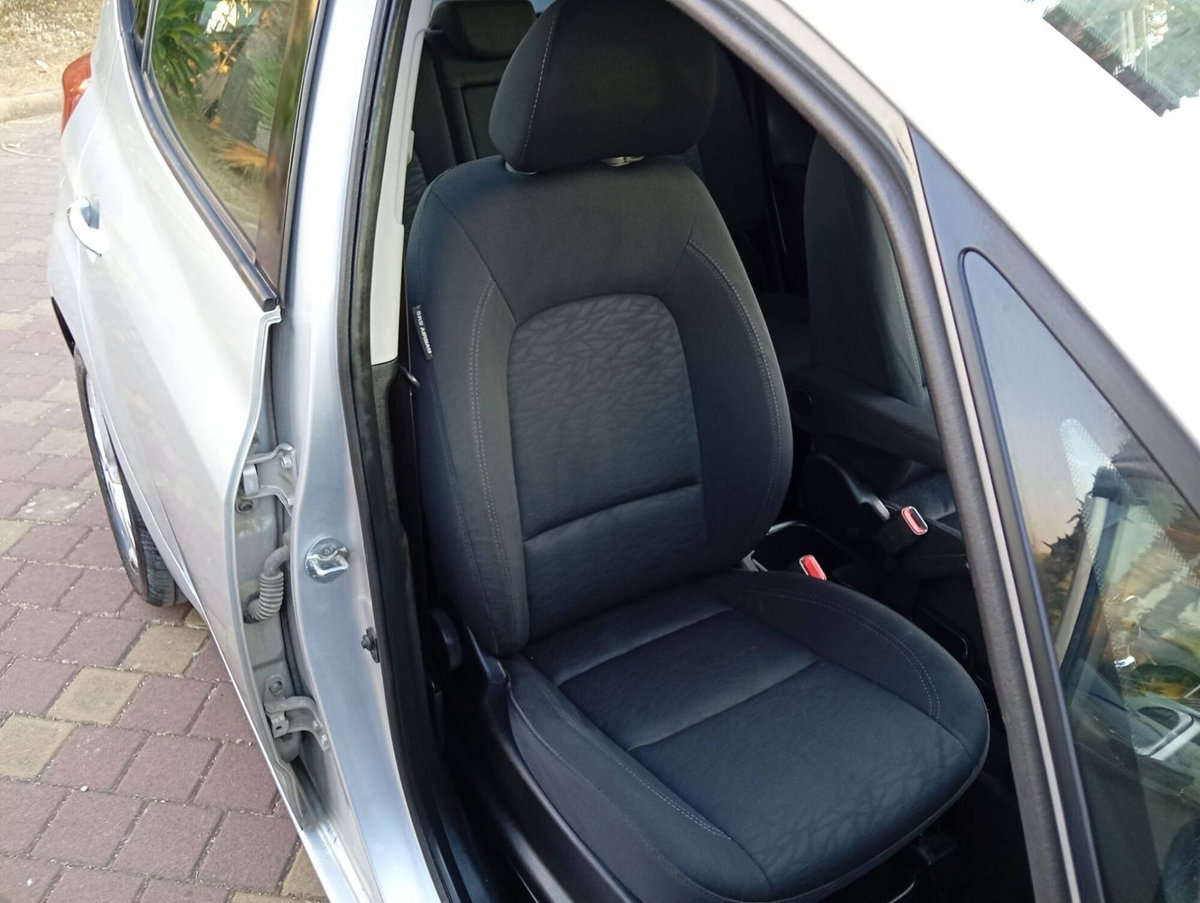 Hyundai ix20 1.4 CRDI 90 CV Style (17)