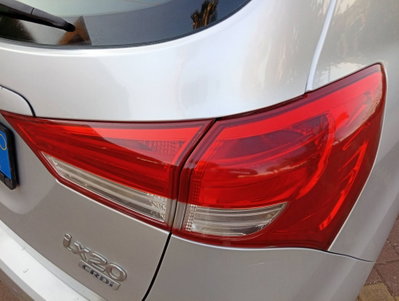 Hyundai ix20 1.4 CRDI 90 CV Style (9)