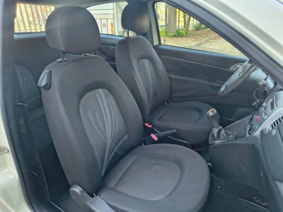 Lancia Ypsilon 1.3 MJT 75 CV Platinum (14)