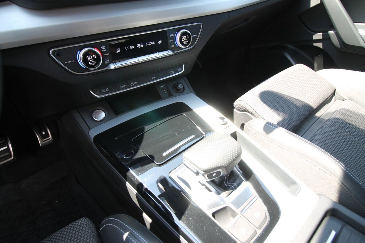 Audi Q5 40 TDI 204 CV quattro S tronic S line plus (13)