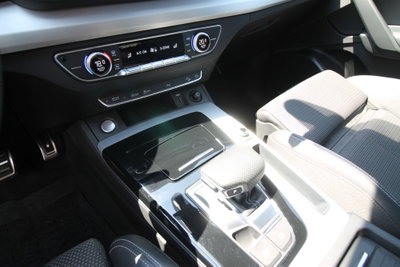Audi Q5 40 TDI 204 CV quattro S tronic S line plus (13)
