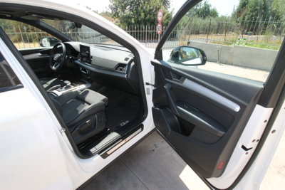 Audi Q5 40 TDI 204 CV quattro S tronic S line plus (19)