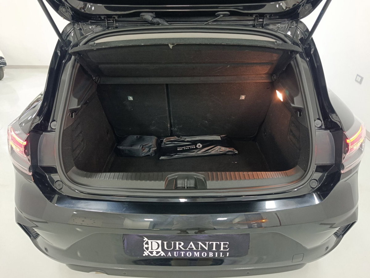Renault Clio TCe 100 CV GPL 5 porte Techno (18)