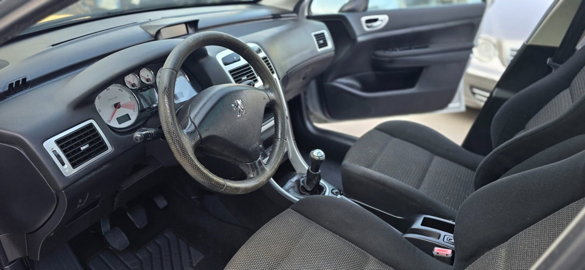 Peugeot 307 SW 16V HDi FAP 110CV Station Australian (17)