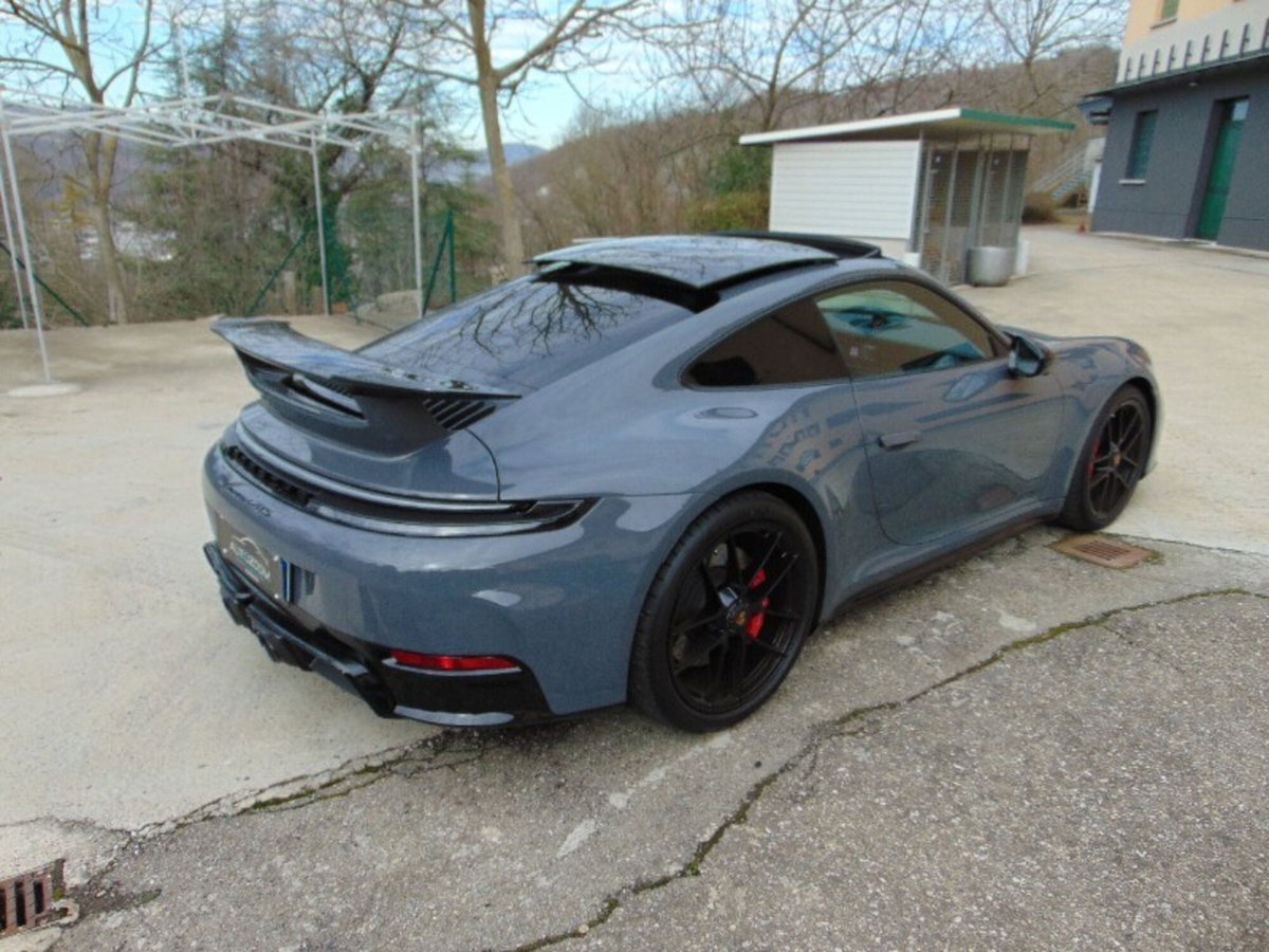 Porsche 911 Coupé 3.6 Carrera 4 GTS auto (5)