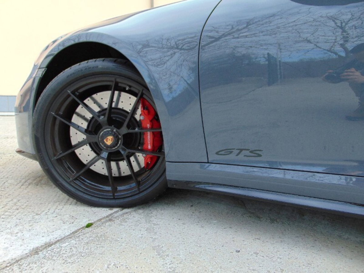 Porsche 911 Coupé 3.6 Carrera 4 GTS auto (6)