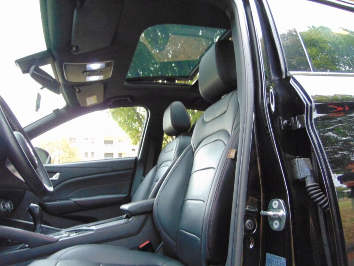 Dfsk Glory 500  1.5 Luxury cvt (17)