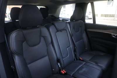 Volvo XC90 B5 (d) AWD automatico 7 posti Ultimate Bright (14)