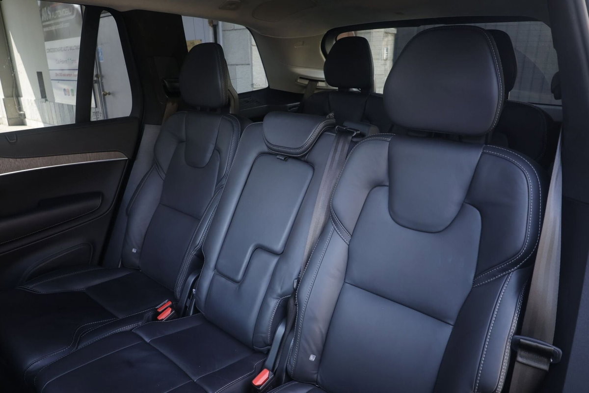 Volvo XC90 B5 (d) AWD automatico 7 posti Ultimate Bright (3)