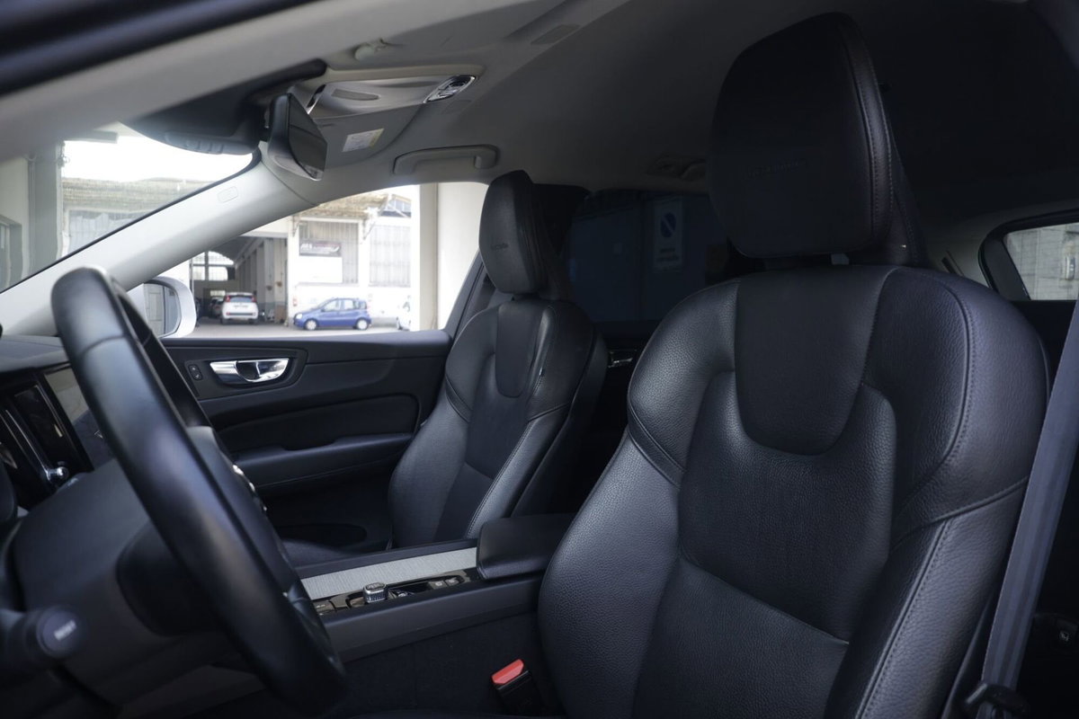 Volvo XC60 B4 Geartronic Inscription (16)